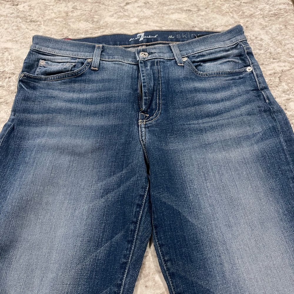 7 for all mankind 31 distressed lighter skinny